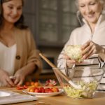 Healthy Snacks for Seniors Who Get Hungry Between Meals